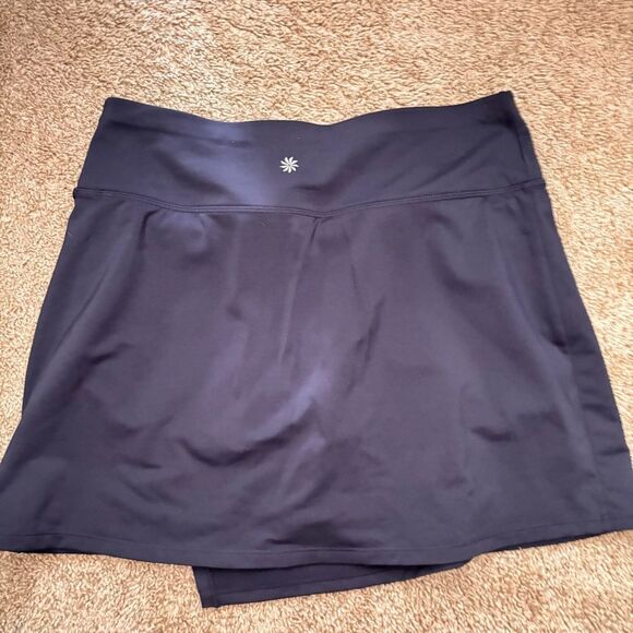 Athleta Navy blue skort asymmetrical hem Size Small - Picture 3 of 4